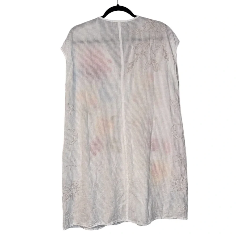 Johnny Was White Sleeveless Embroidered Floral Tunic - Picture 2 of 4